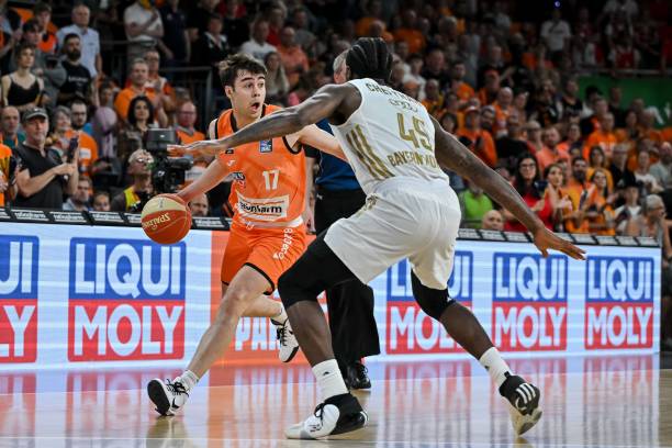 球队在场上 球队在场上