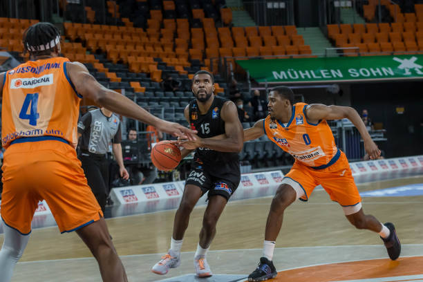 和稳定的传 和稳定的传