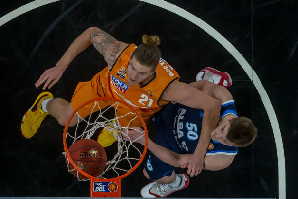 浓眉的防守 浓眉的防守